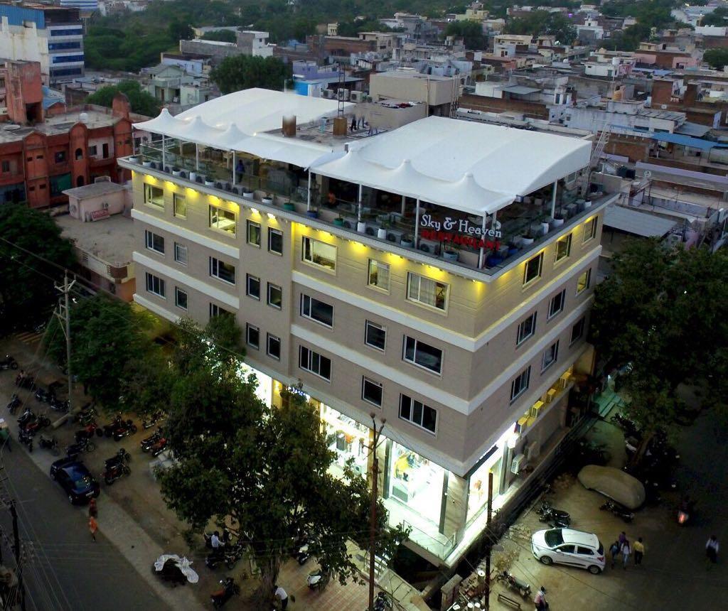 Hotel City Crown Mandsaur Extérieur photo