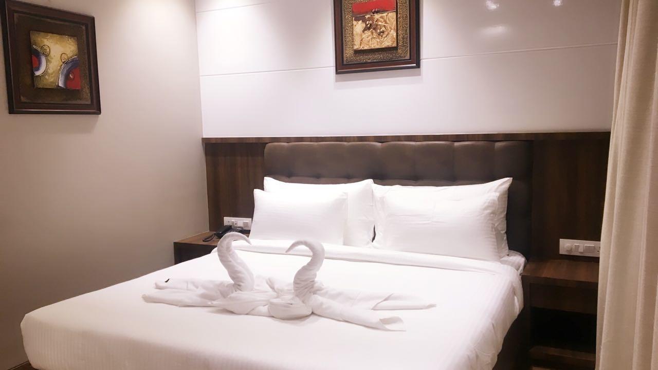 Hotel City Crown Mandsaur Extérieur photo